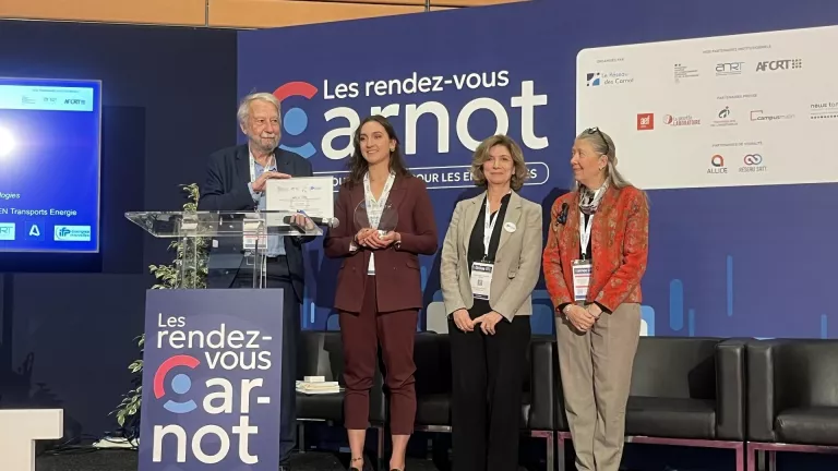 Prix de thèse : la vie sous-marine au secours de la protection des ouvrages en béton armé