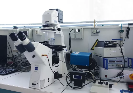 Microfluidique et chémoinformatique : des voies complémentaires d'accès à la conductivité thermique !