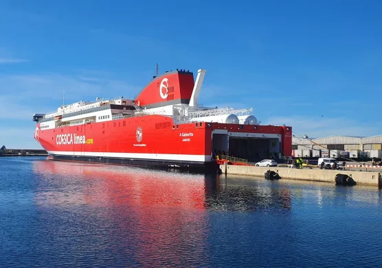 Améliorer la qualité de l'air sur les ferries et dans les villes portuaires