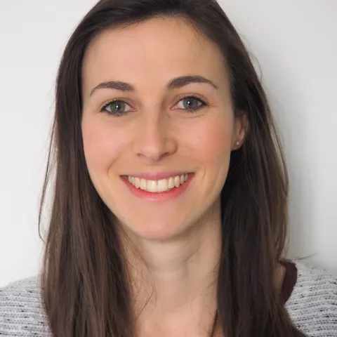 
<span>Céline PAGIS</span>
