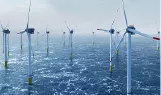 Parc d'éoliennes offshore en pleine mer